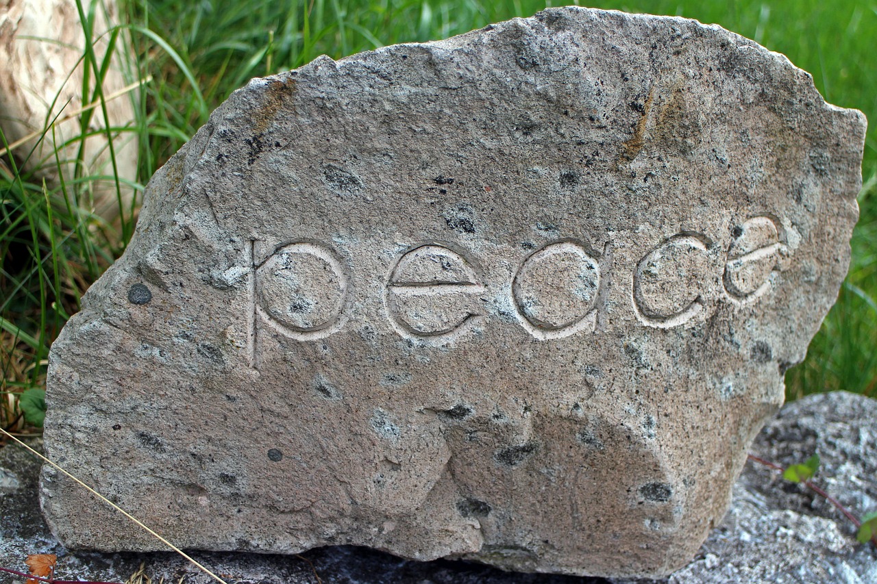 boulders engraving deco free photo