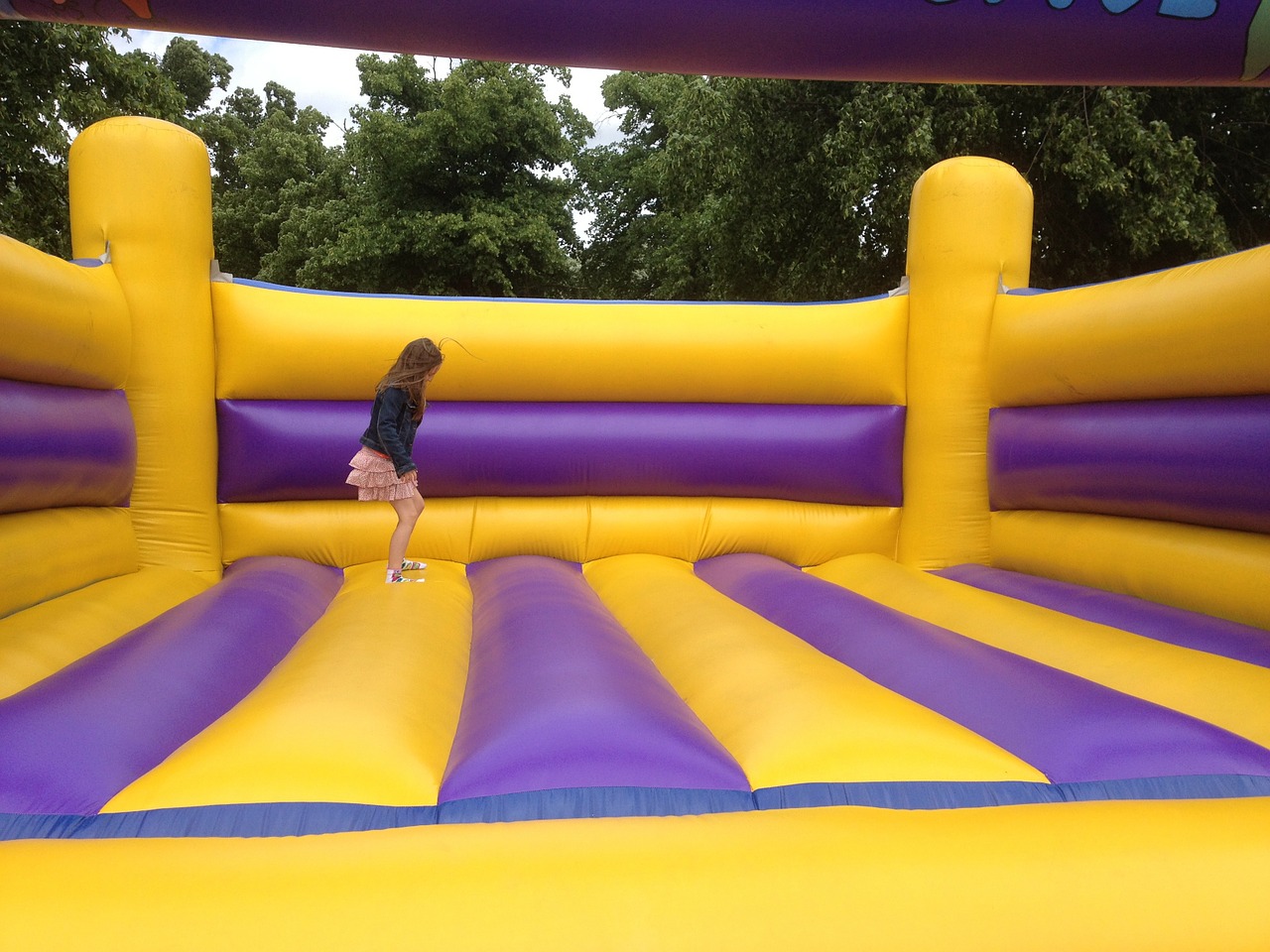 bouncing castle bouncy bounce bouncy castle free photo