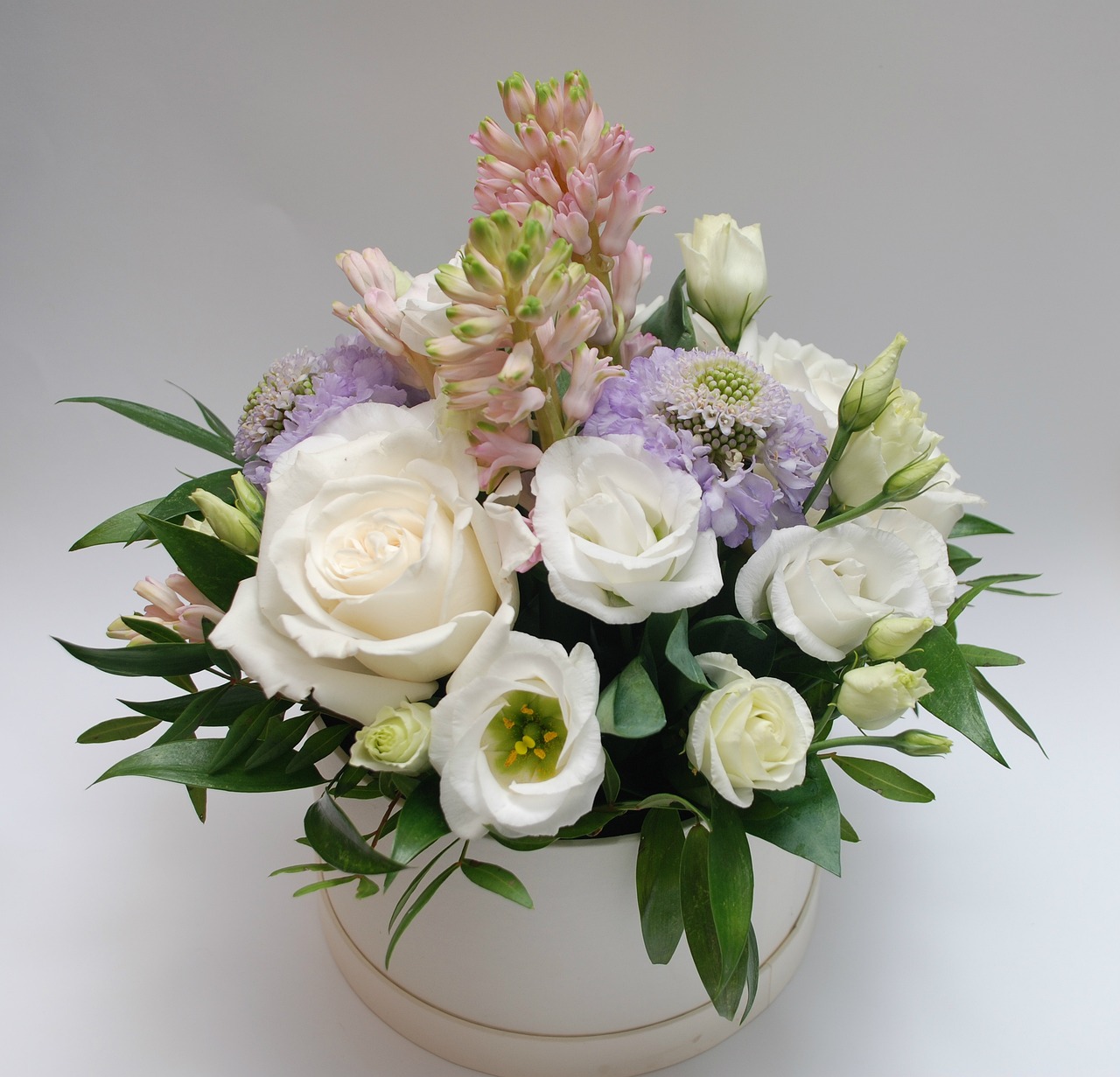 bouquet white roses free photo