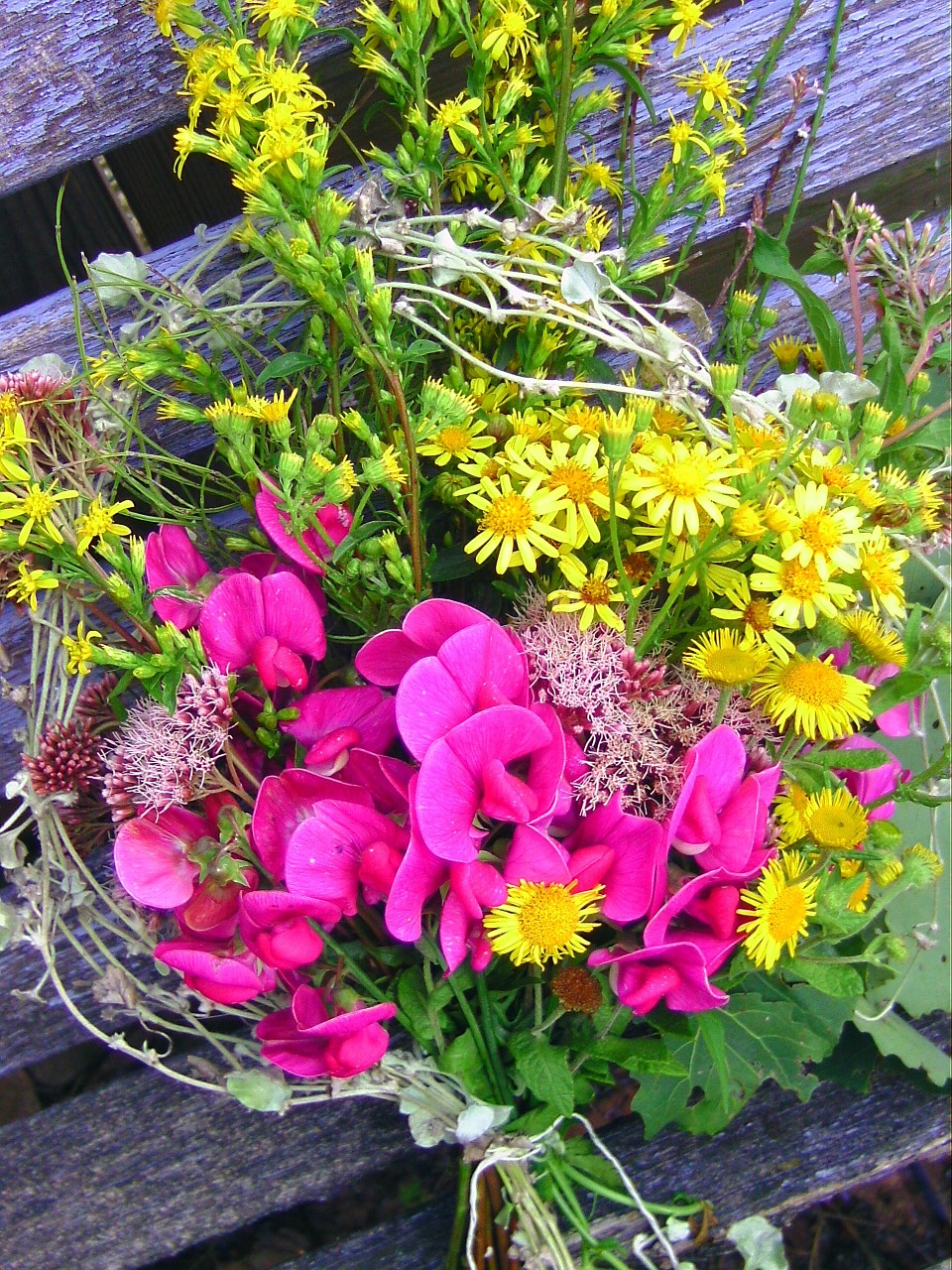 bouquet flowers decoration free photo