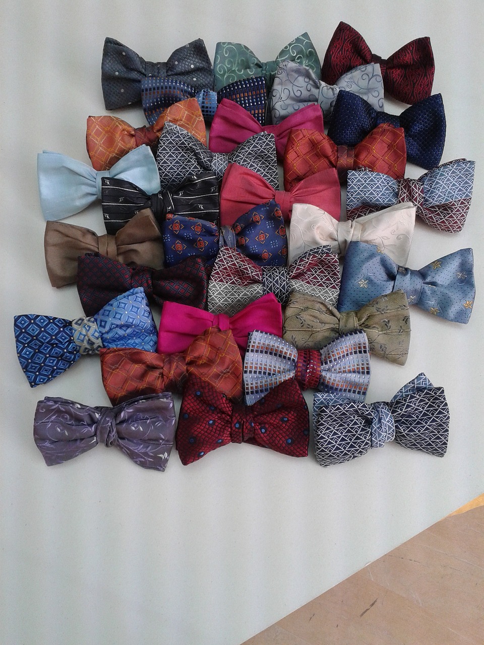 bow tie craft made in france free photo