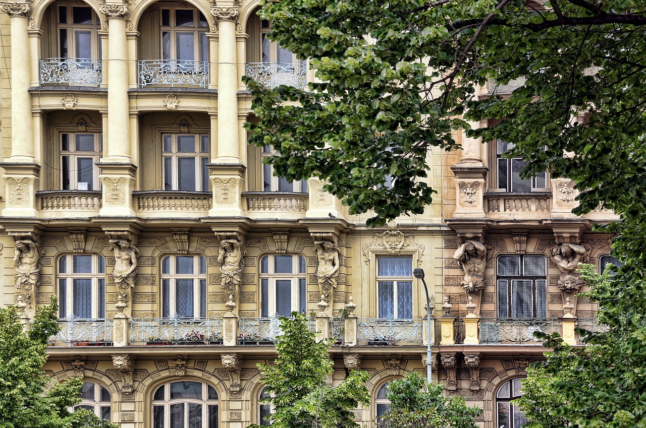 bowever window prague free photo