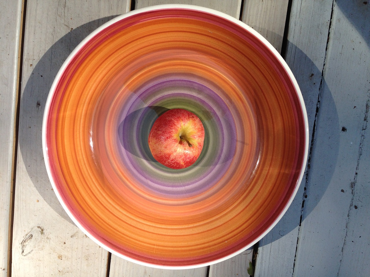 bowl apple floor free photo