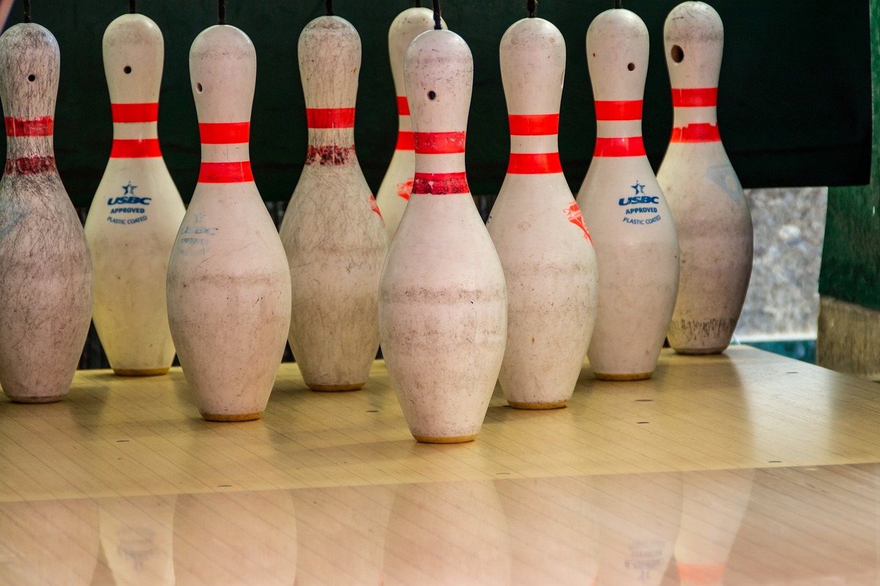bowling  game  balls free photo
