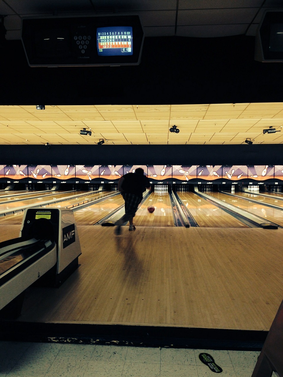 bowling bowling ball game free photo
