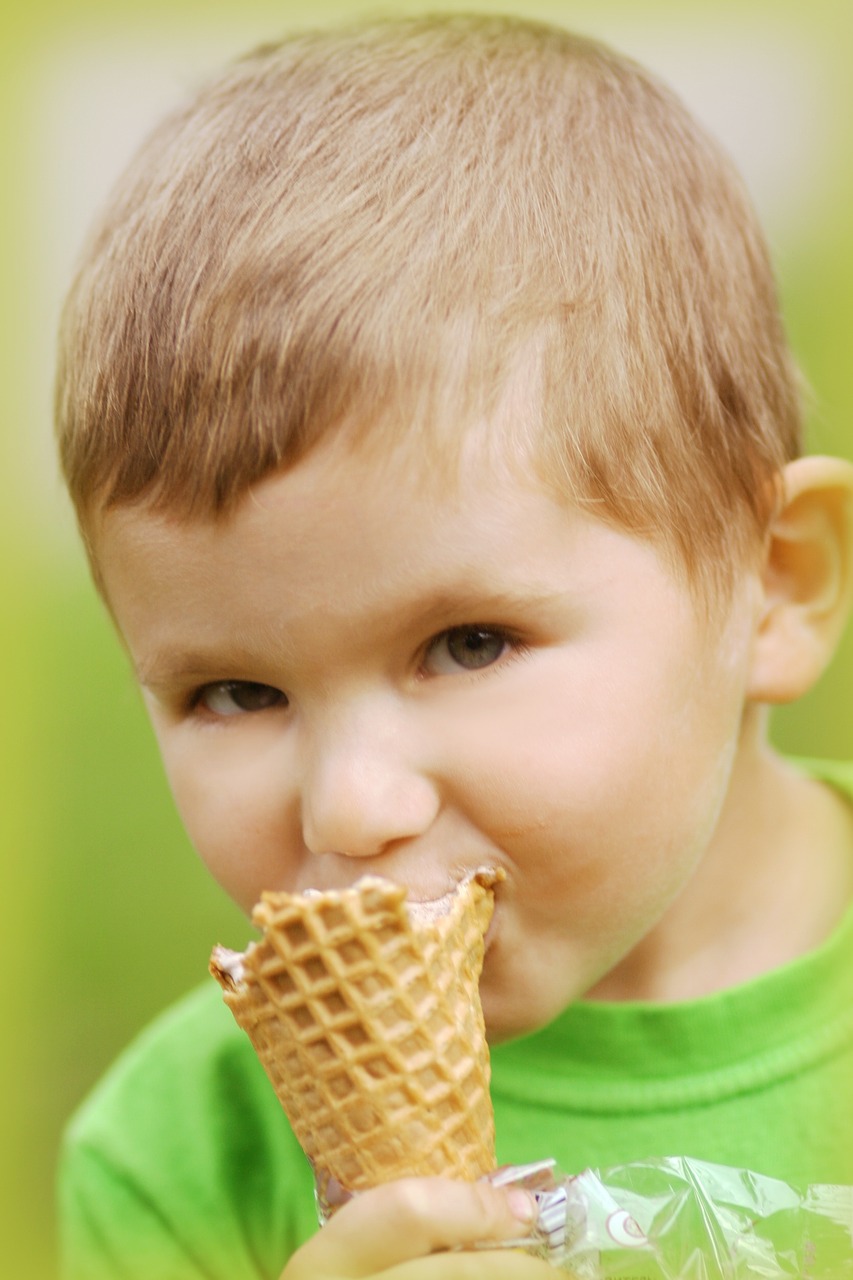 boy ice cream taste free photo