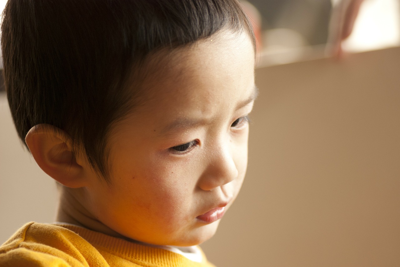 boy thinking infant free photo