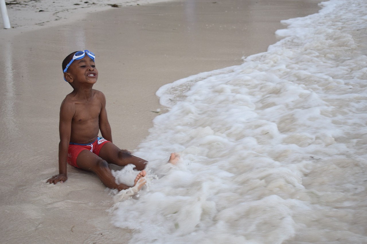 boy  beach  play free photo