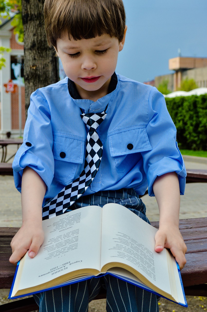 boy  book  reads free photo