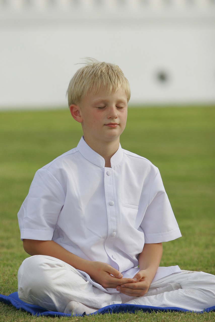 boy buddhist meditate free photo