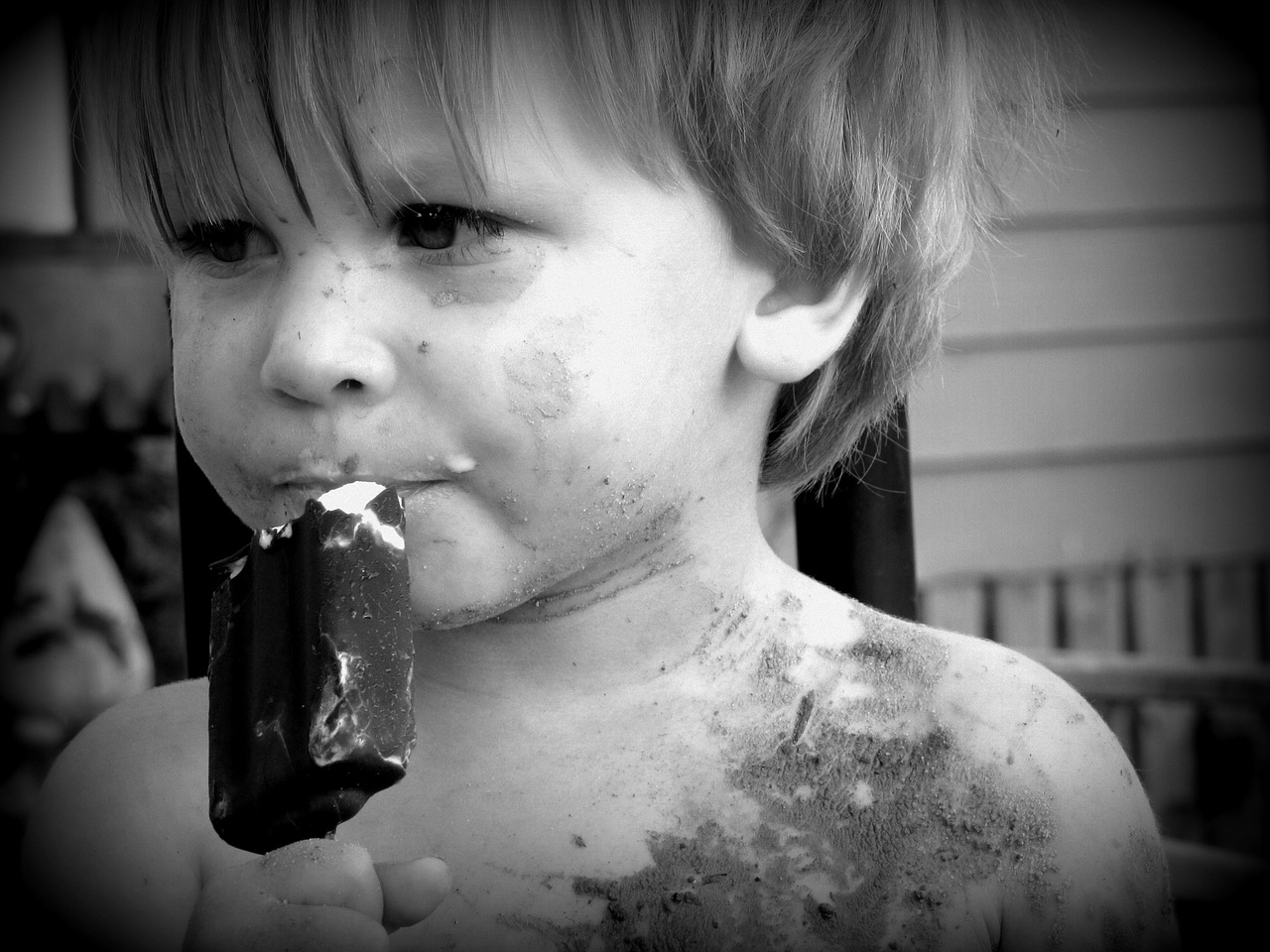 boy eating ice cream dirty free photo