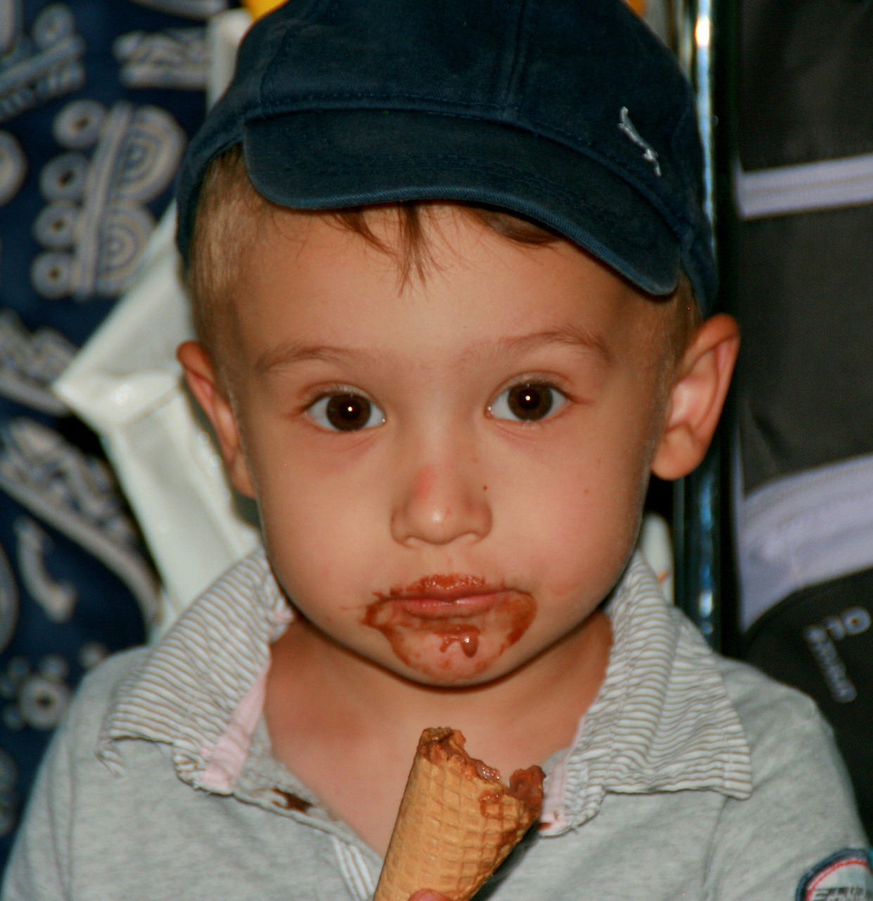 boy ice cream dirty free photo