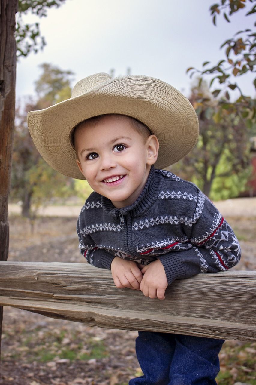 boy cowboy hat free photo