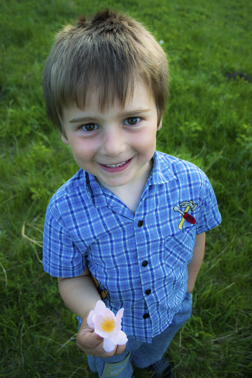 boy kids flower free photo