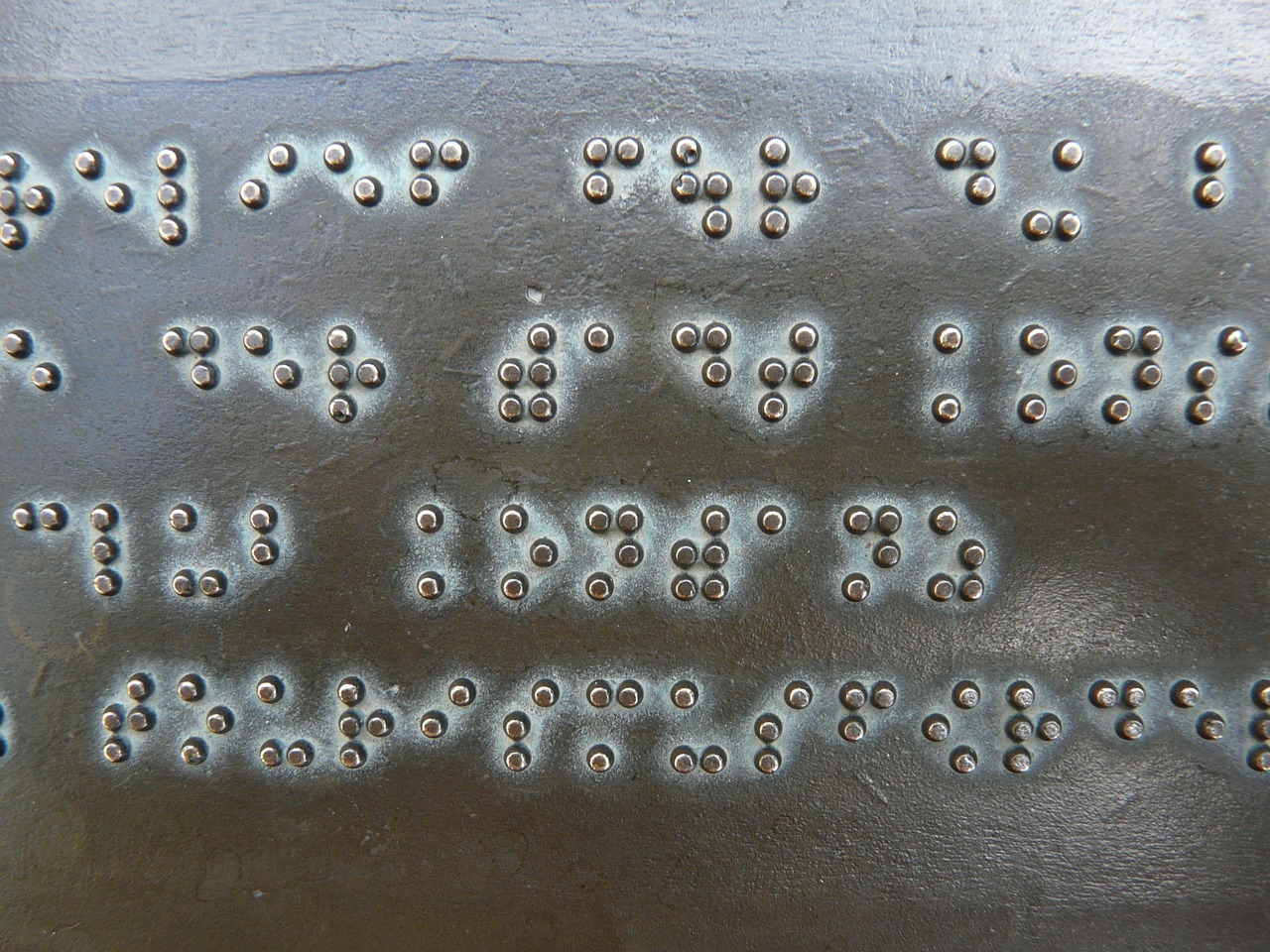 braille font keys free photo