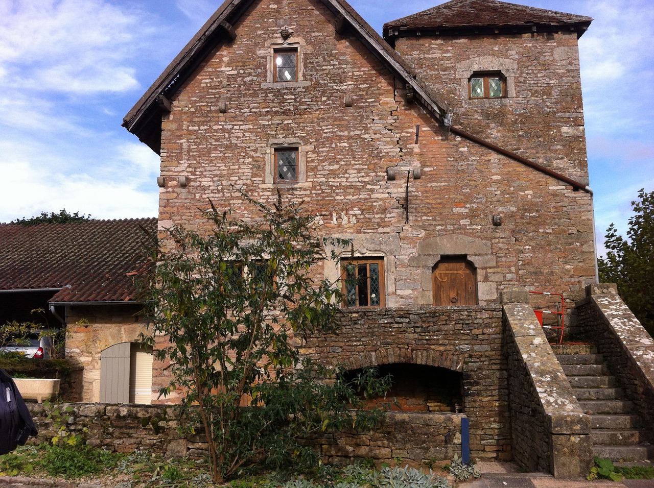 brancion village medieval free photo