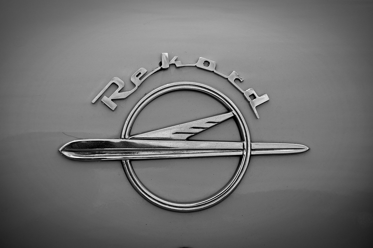 brand symbol opel free photo