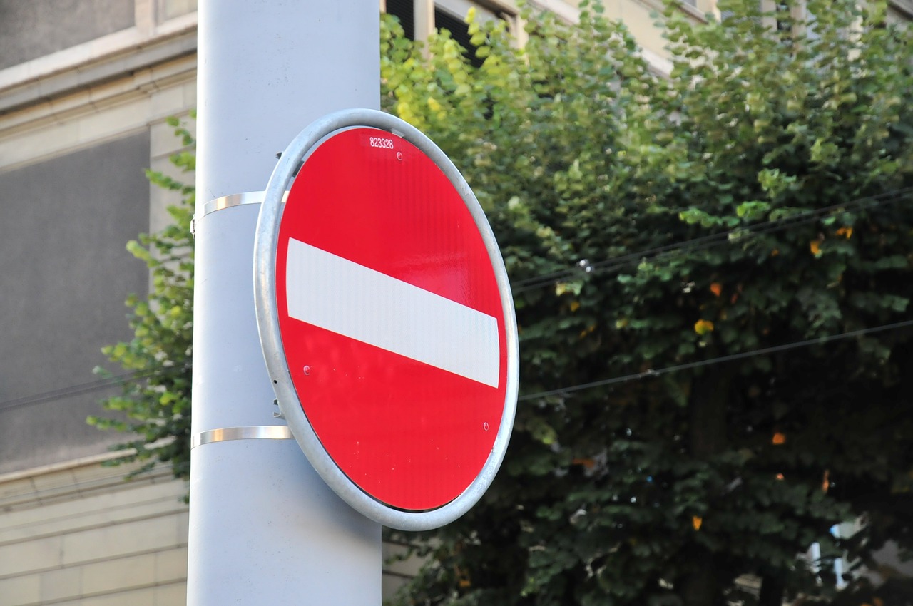 brand road sign no entry free photo