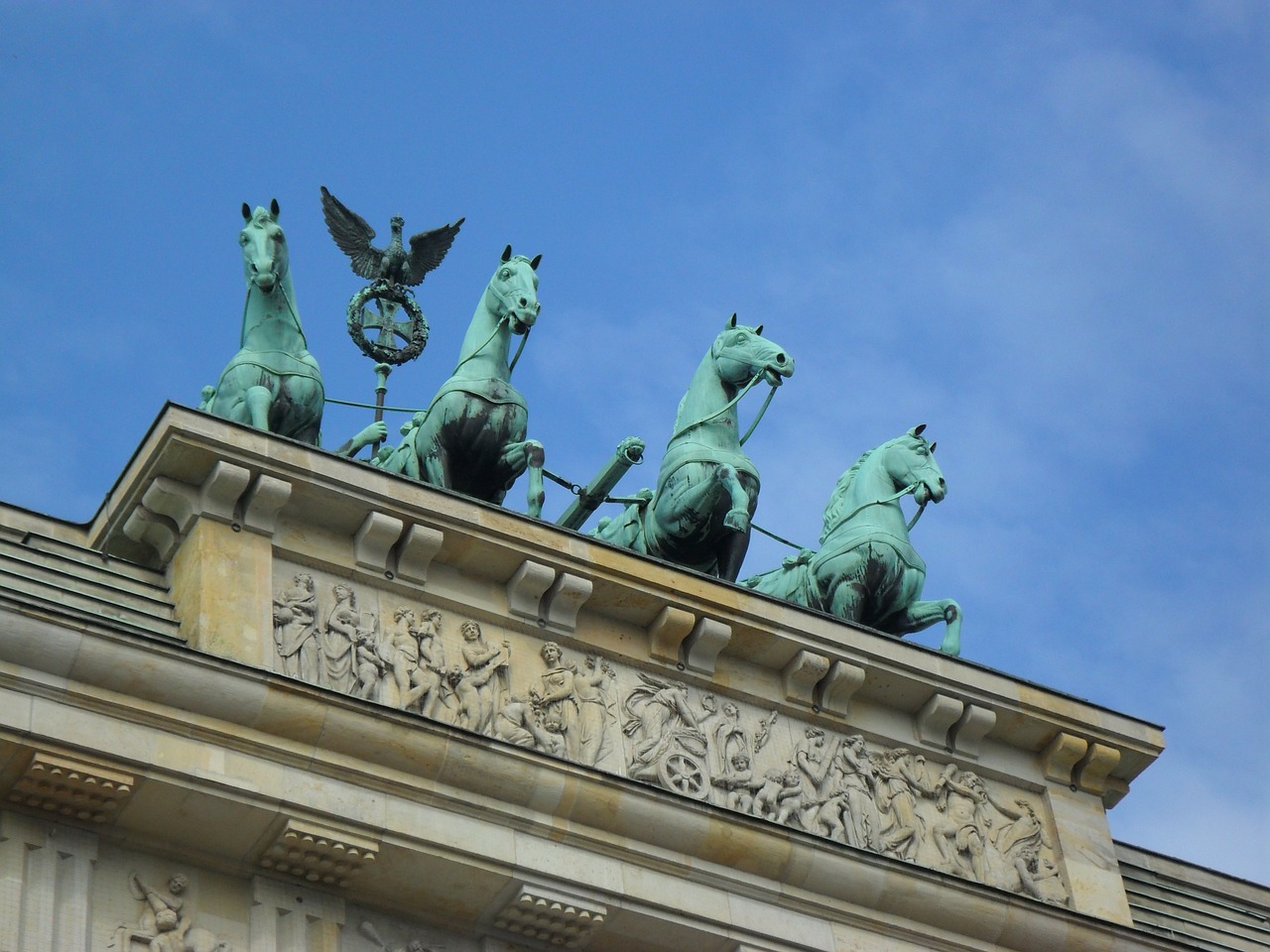 brandenburg gate berlin landmark free photo