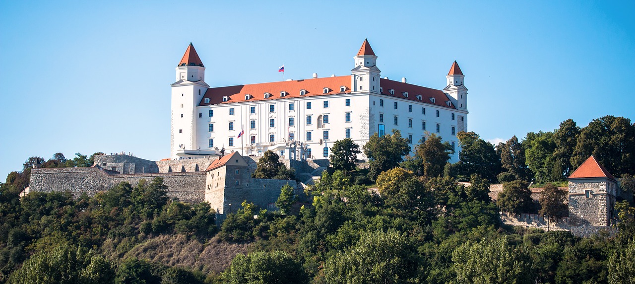 bratislava castle slovakia free photo