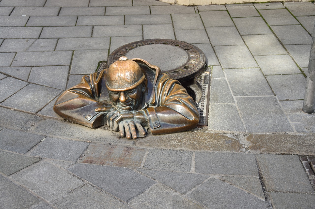 bratislava canal worker slovakia free photo