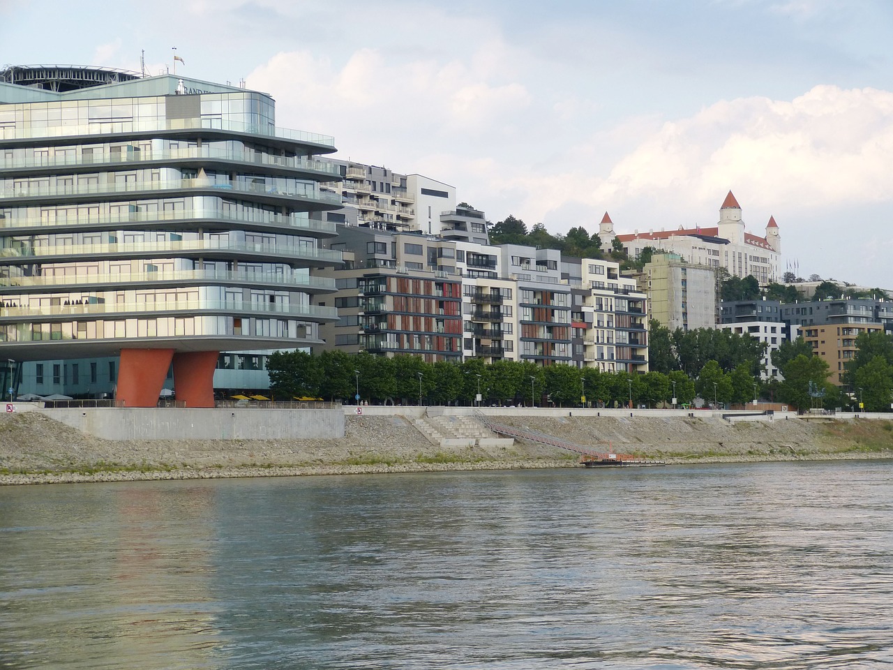 bratislava slovakia castle free photo