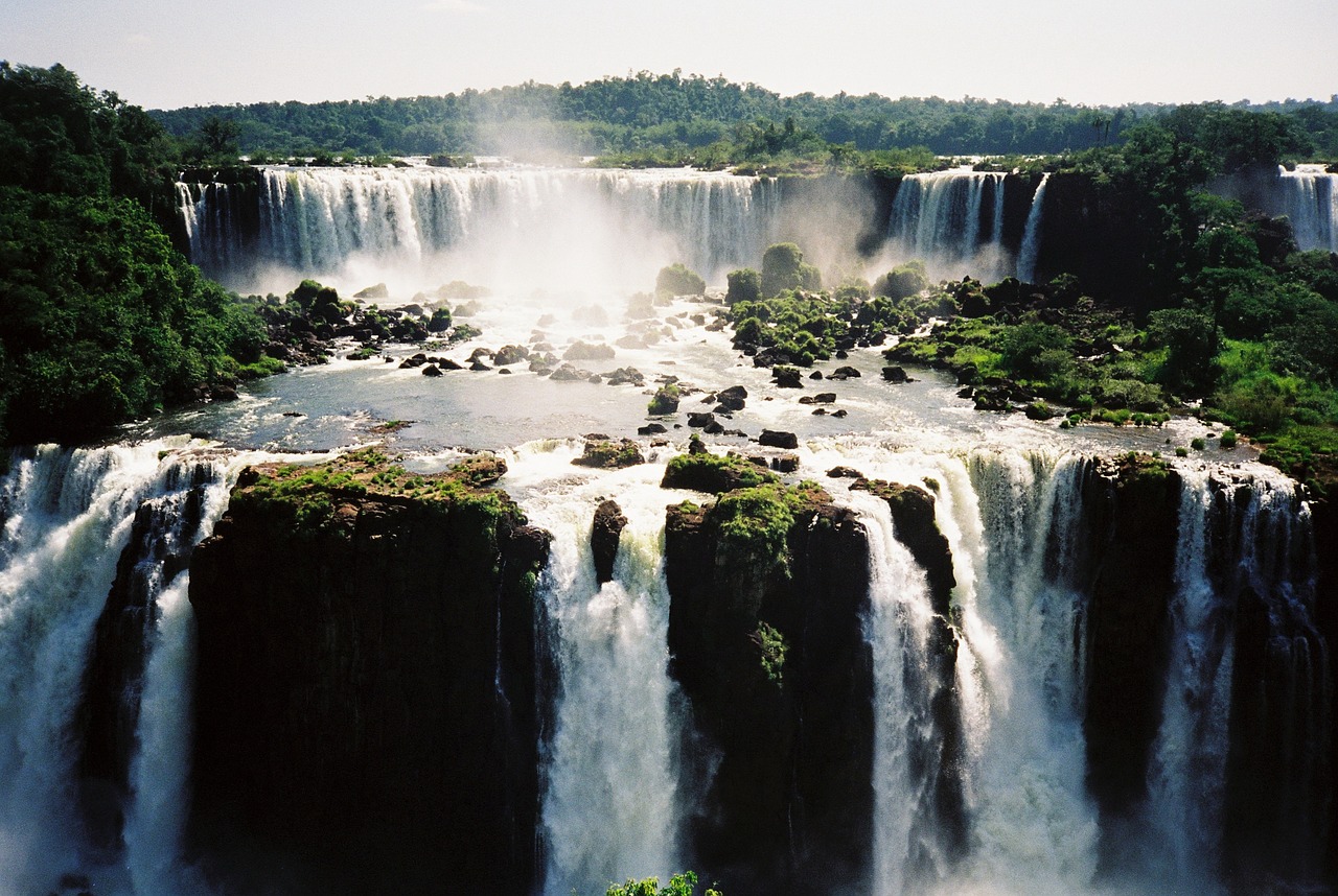 brazil waterfalls iguazu free photo