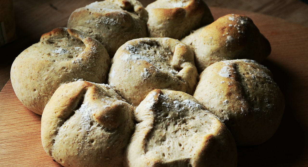 bread roll baked free photo
