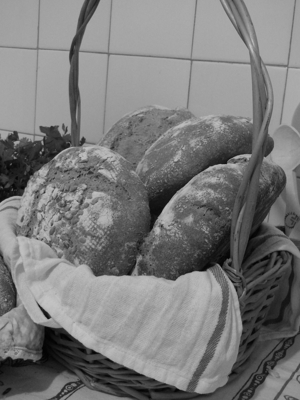 bread basket loaves free photo