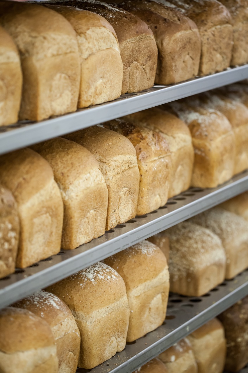 bread baker rack free photo