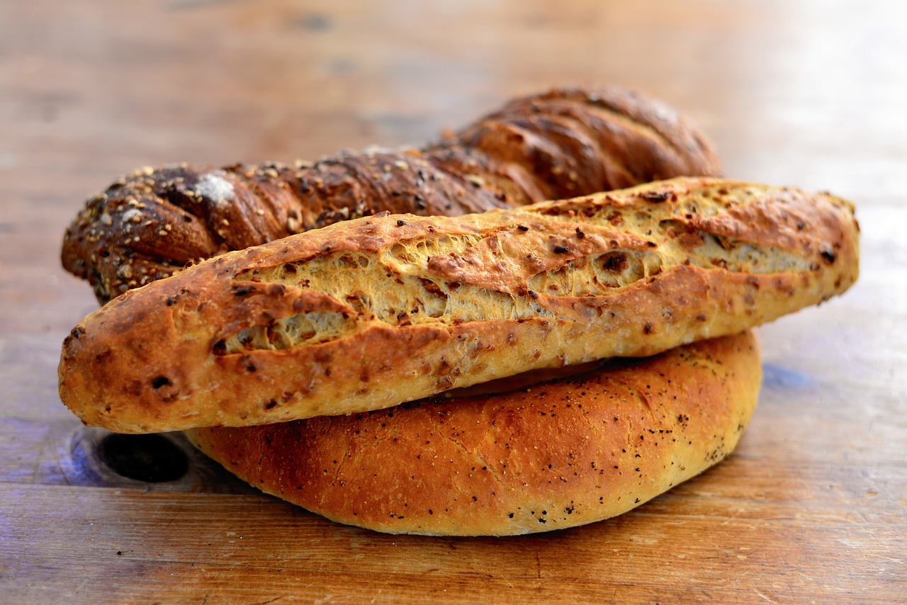 bread  baguette  crispy free photo