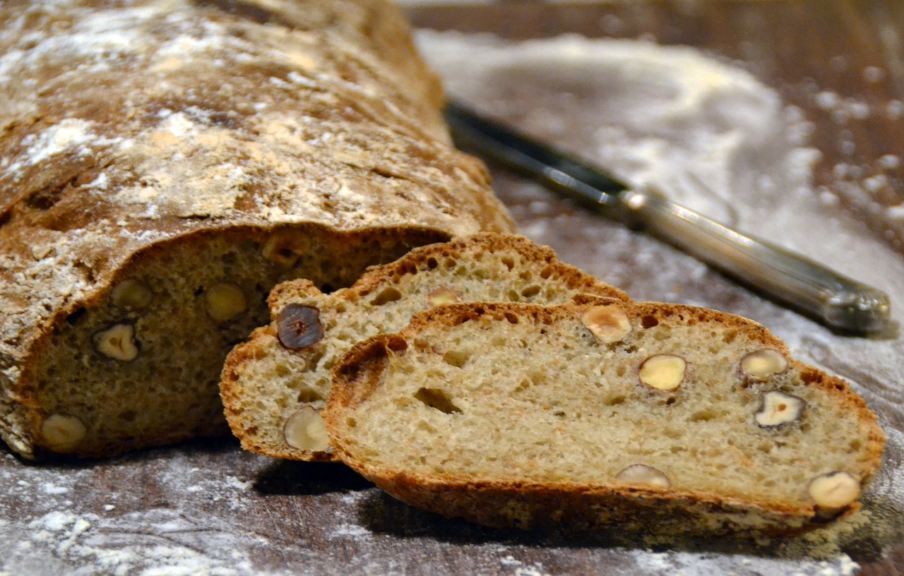 bread  hazelnuts  snack free photo