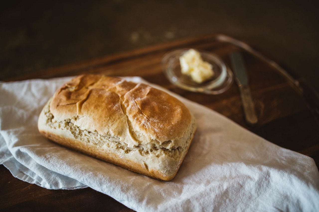 bread roll bakery free photo