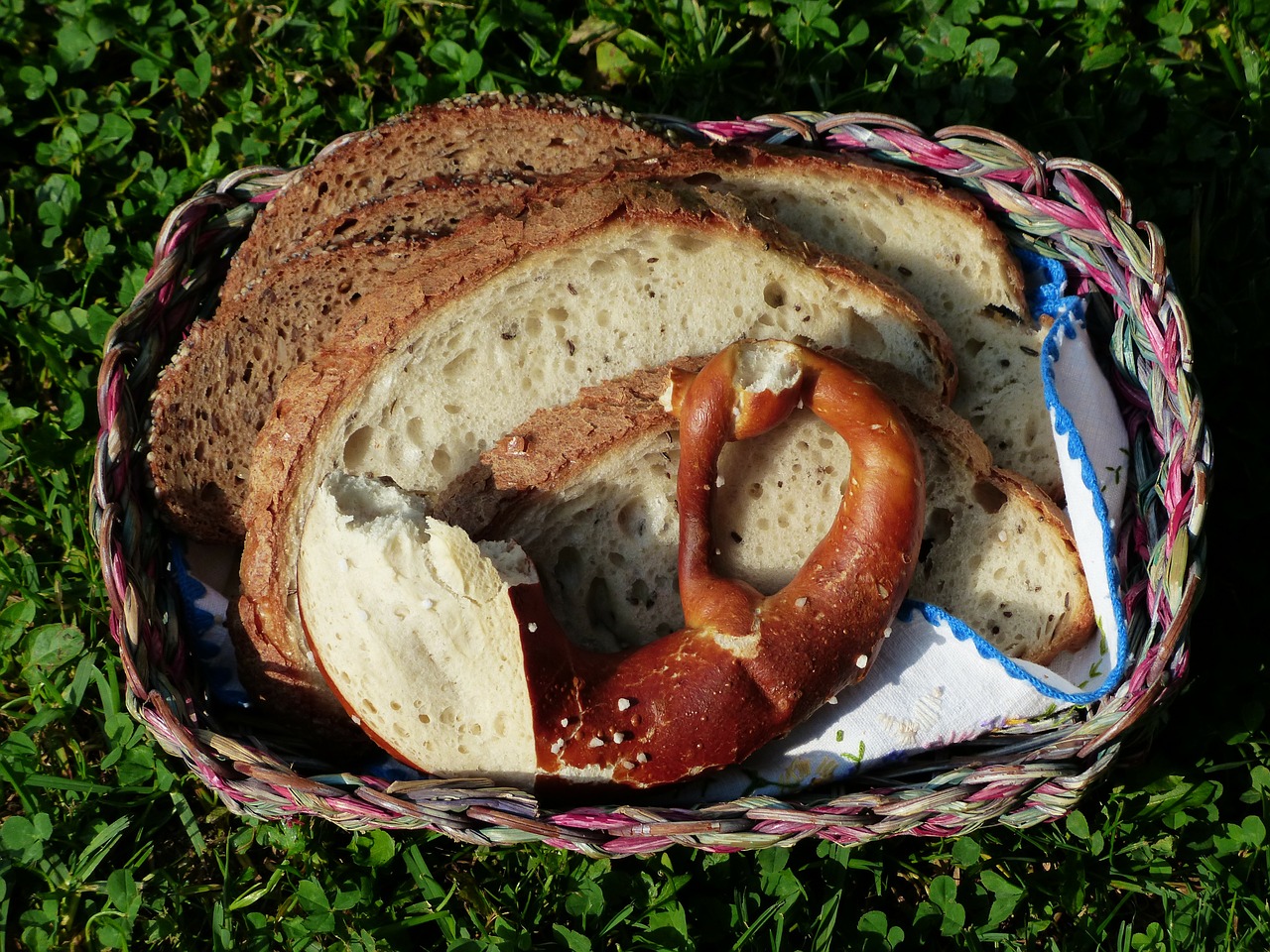 breadbasket breakfast pretzel free photo