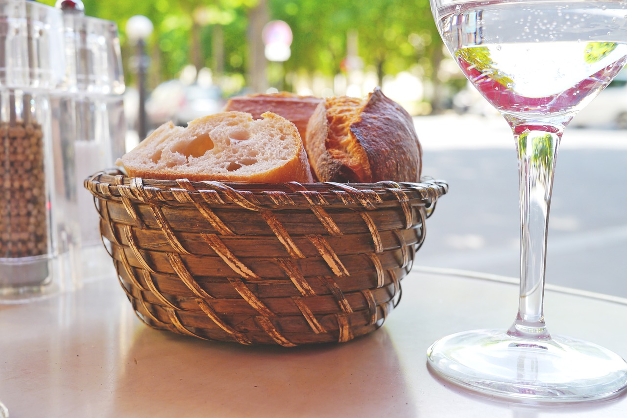 breadbasket bread restaurant free photo