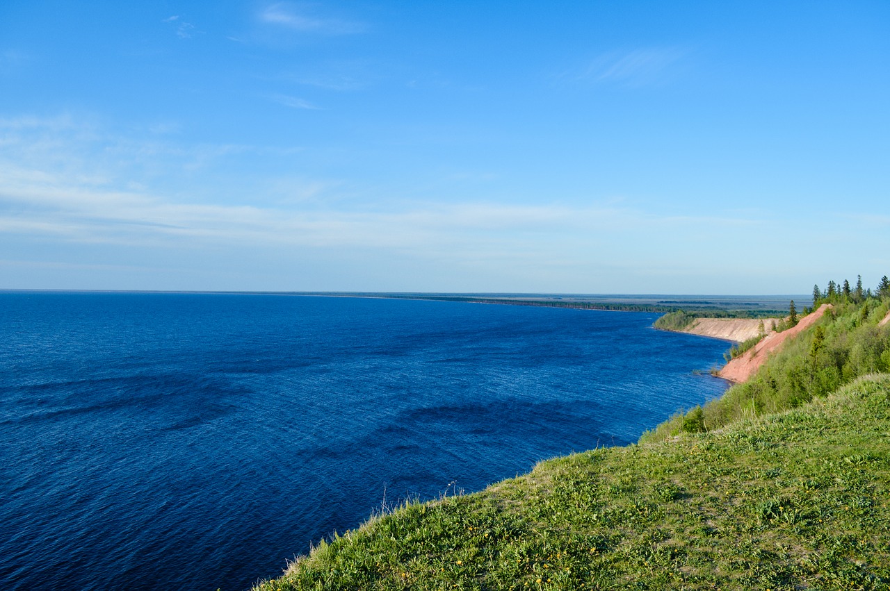 breakage  cliff  lake onega free photo