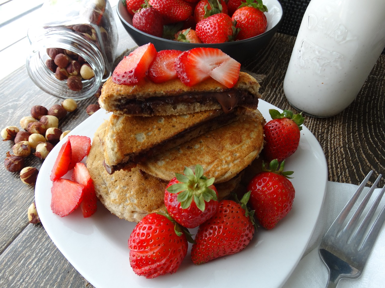 breakfast strawberry chocolate hazelnut pancakes free photo