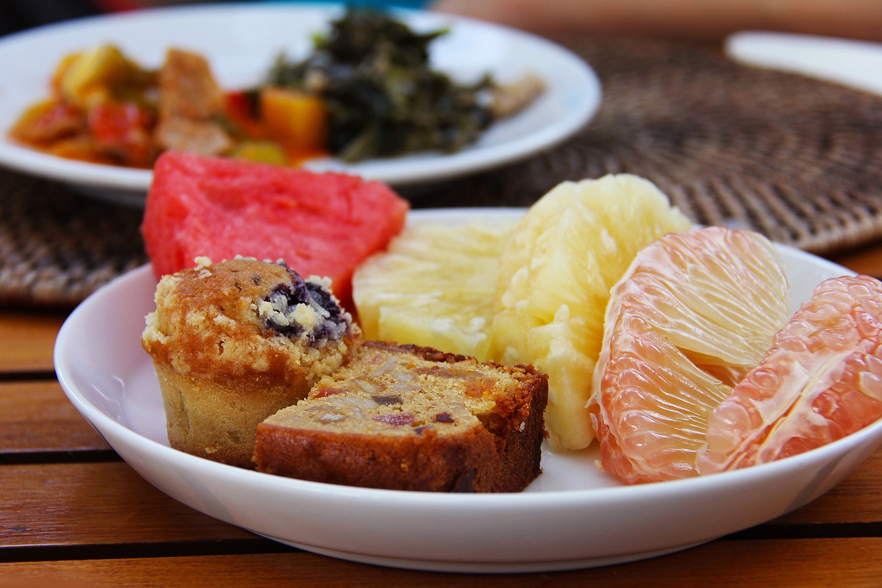 breakfast fruits cake free photo