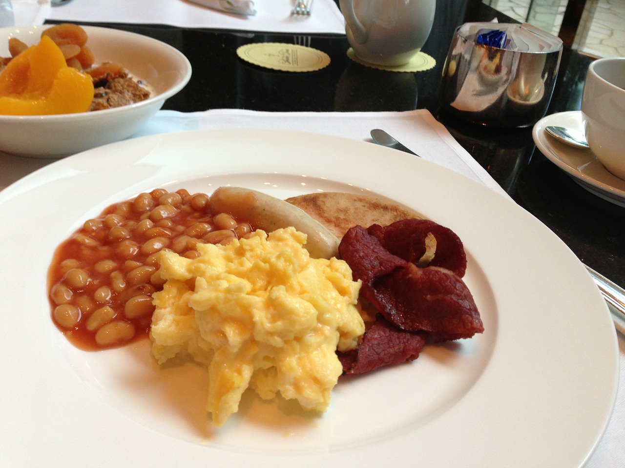 breakfast hotel scrambled eggs free photo
