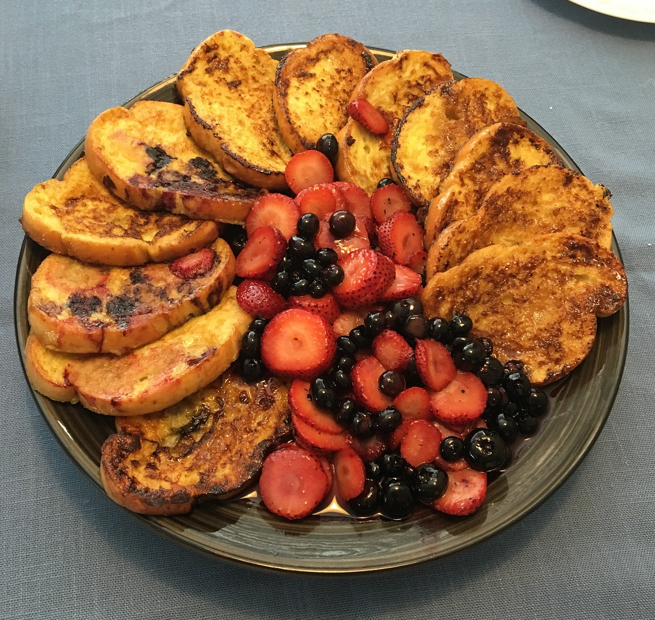 breakfast french toast berries free photo