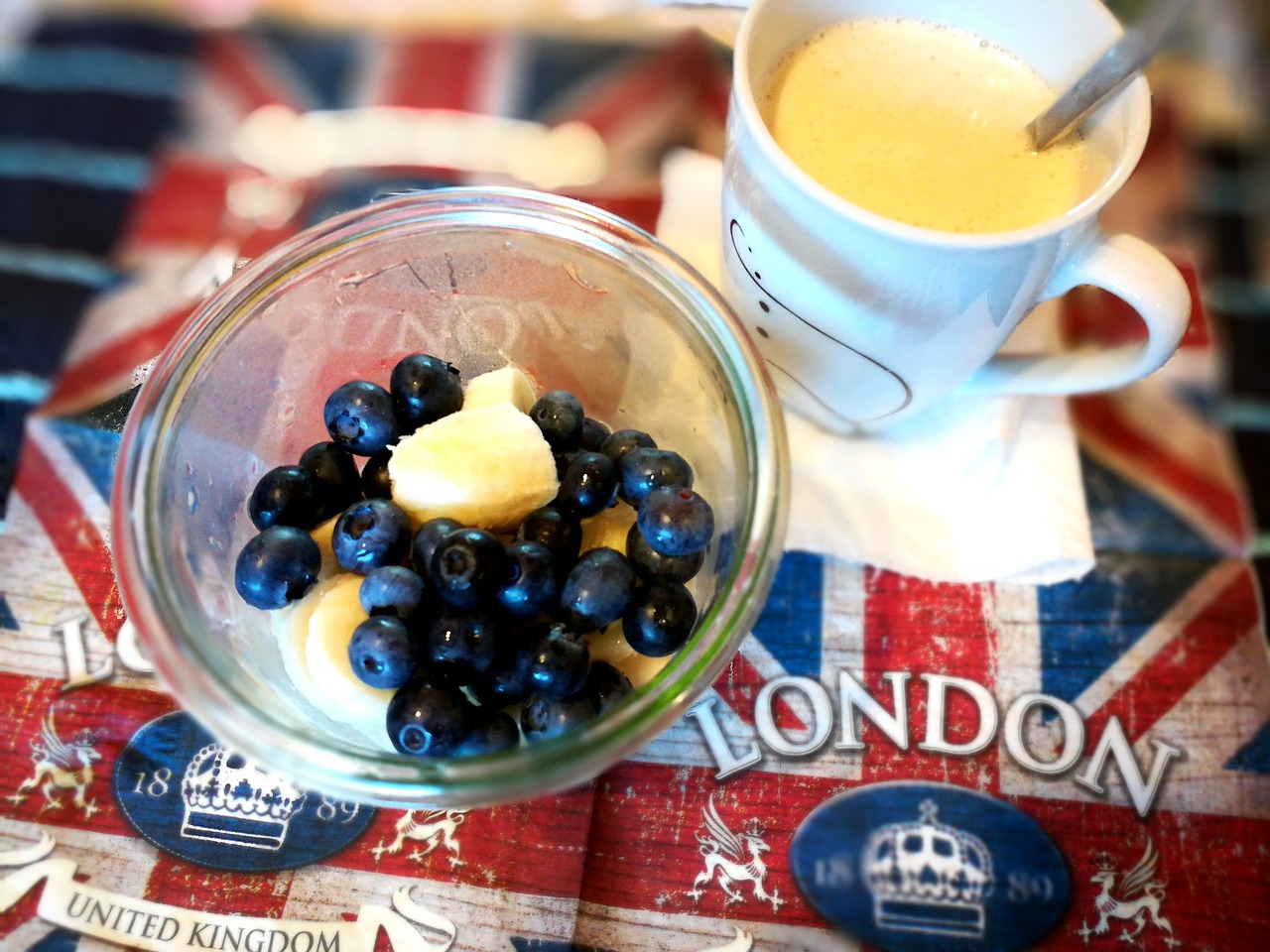 breakfast blueberries london free photo