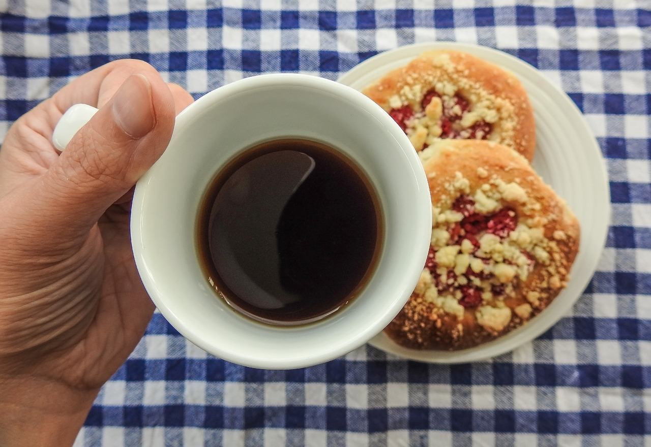 breakfast coffee bun free photo