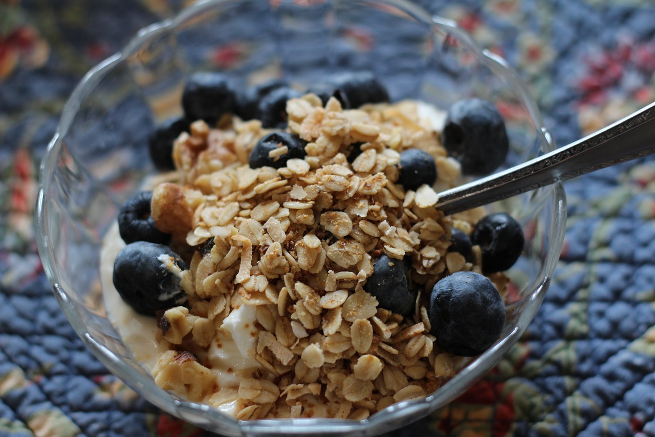 breakfast yogurt healthy free photo