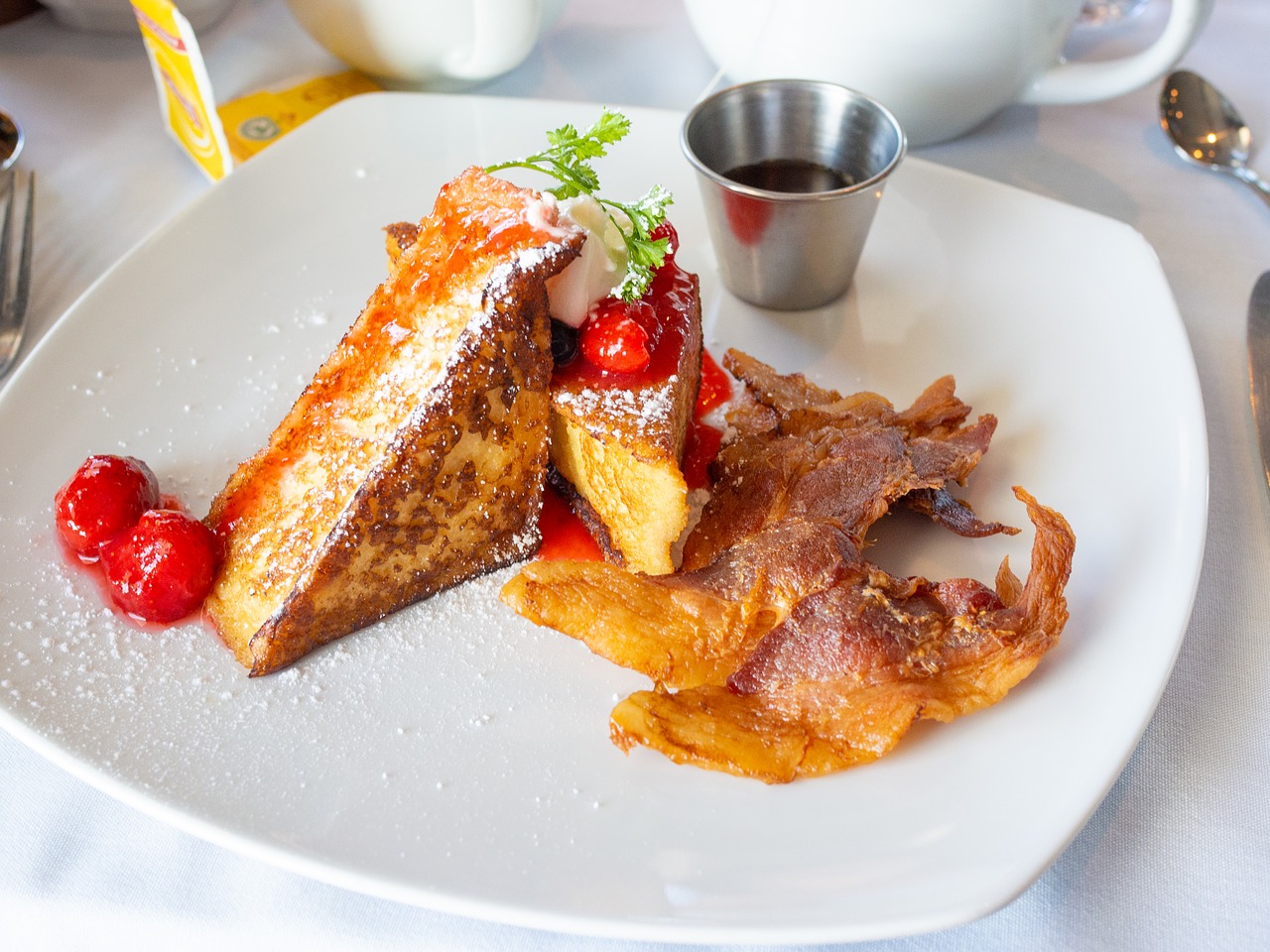 breakfast  french toast  syrup free photo