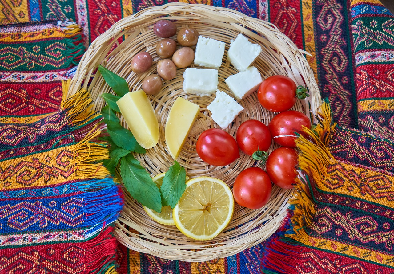 breakfast  basket  vegetables free photo