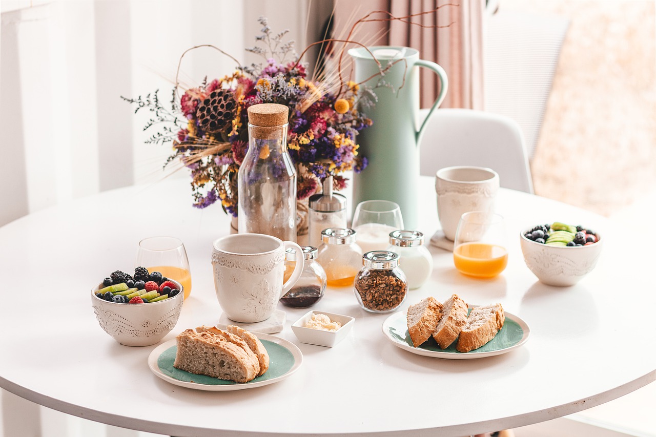 breakfast  minimal  interior design free photo