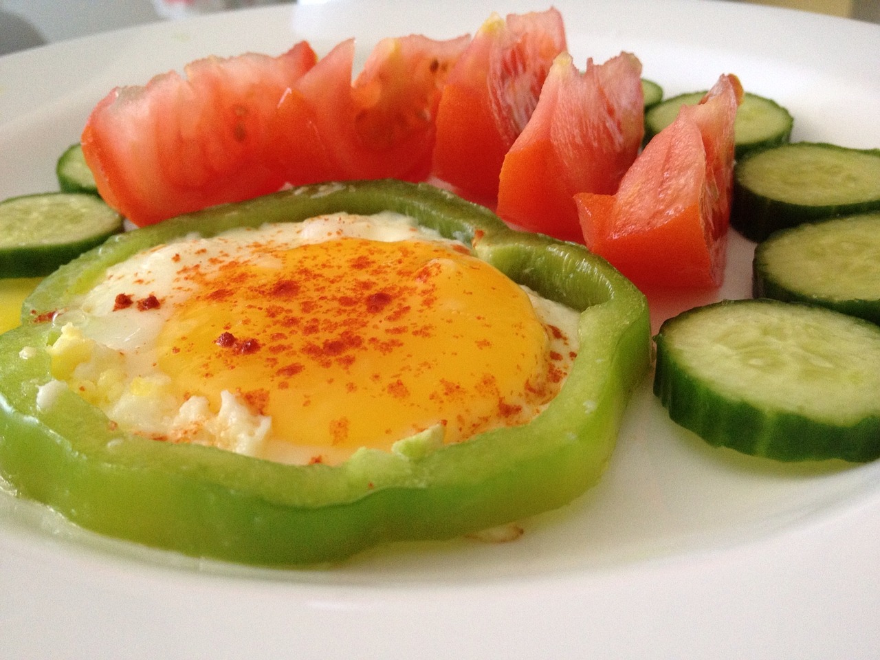 breakfast eggs tomato free photo