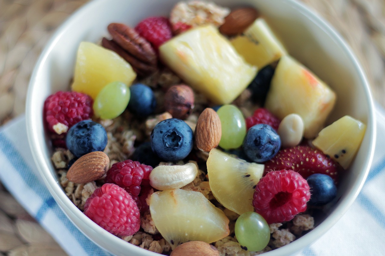 breakfast bowl fruits free photo