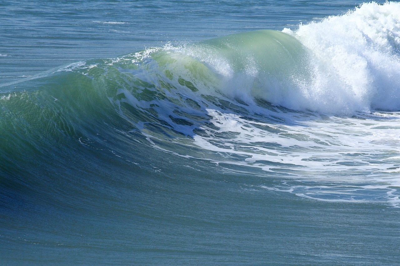 Какие сейчас волны. Океан волны. Море, волны. Красивые волны. Большие волны на море.