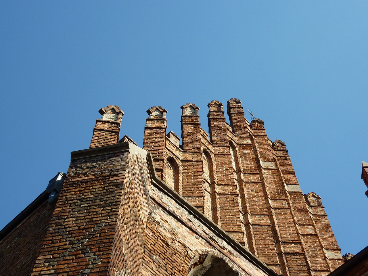brick façades top free photo